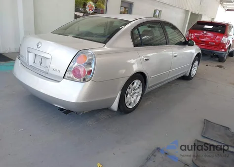 2002 Nissan Altima 2.5 S z USA, uszkodzony, nr VIN 1N4AL11DX2C700957